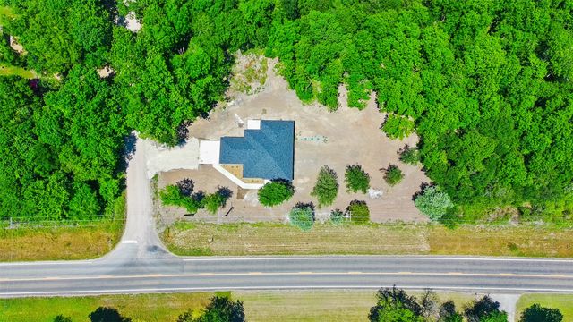 1011 SE County Road 3048E, Corsicana, TX 75109