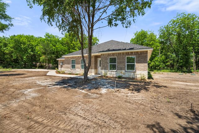 1011 SE County Road 3048E, Corsicana, TX 75109