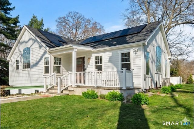 8 Ledge Road, Norwalk, CT 06853