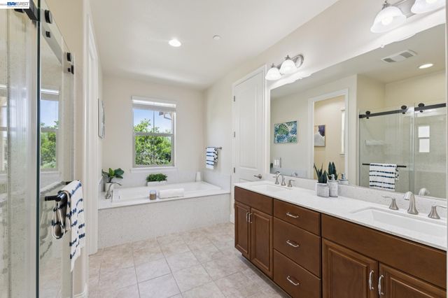 4359 Cherico Ln, Dublin, CA 94568