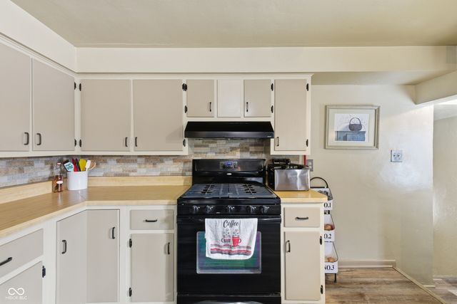 247 E Plum Street, Anderson, IN 46012