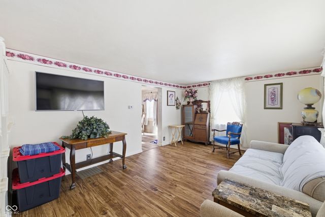 247 E Plum Street, Anderson, IN 46012