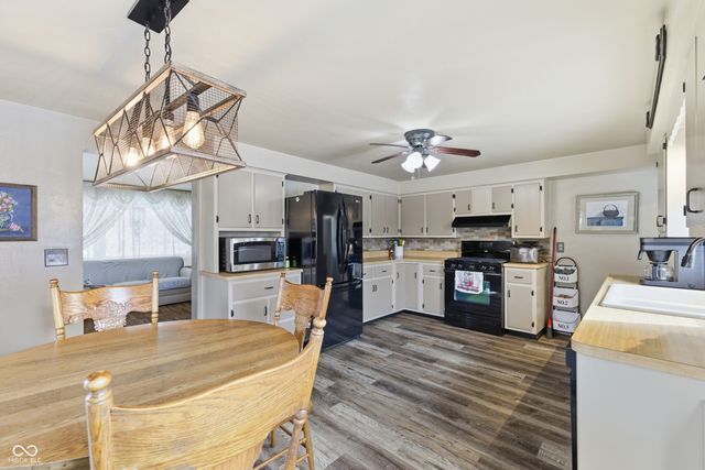 247 E Plum Street, Anderson, IN 46012