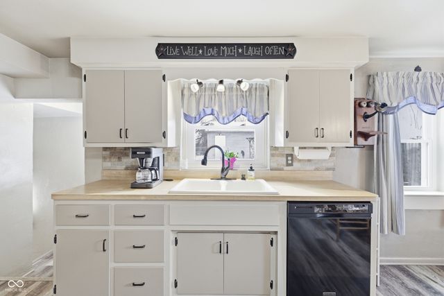 247 E Plum Street, Anderson, IN 46012