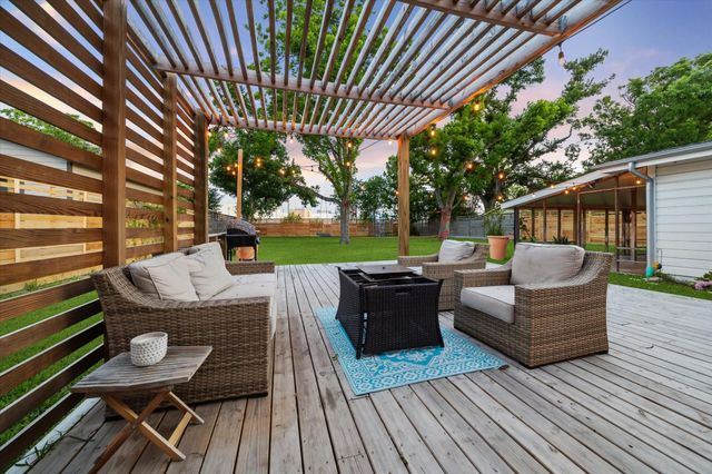 4509 Randwick Drive, Houston, TX 77092