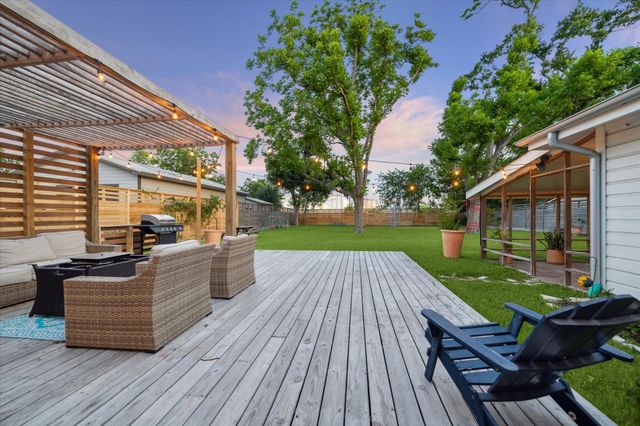 4509 Randwick Drive, Houston, TX 77092