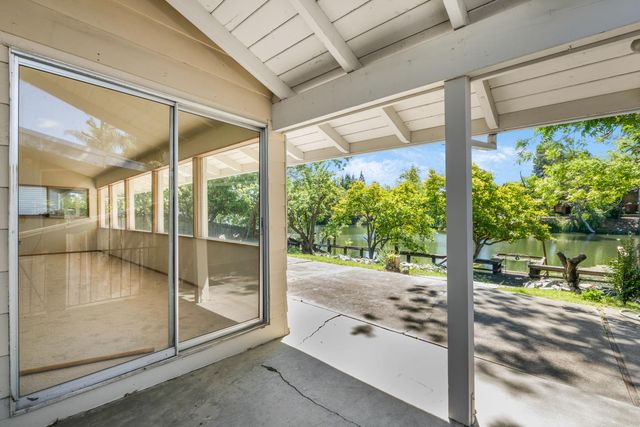 2920 Canal Dr, Stockton, CA 95204