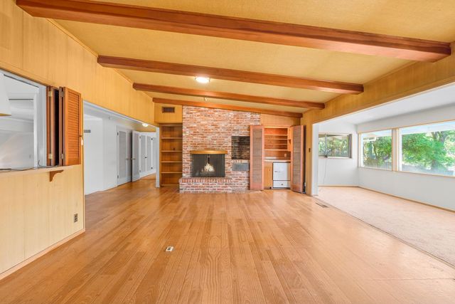 2920 Canal Dr, Stockton, CA 95204