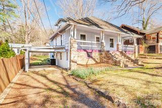 6 Alexander Street, Black Mountain, NC 28711