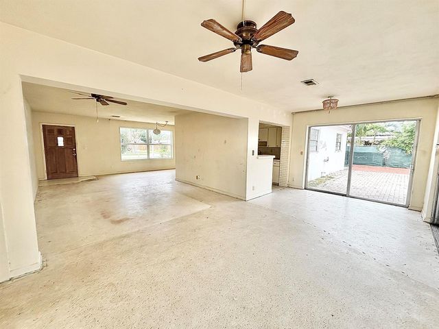 470 NE 45th Street, Boca Raton, FL 33431