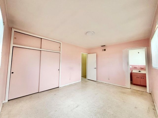 470 NE 45th Street, Boca Raton, FL 33431