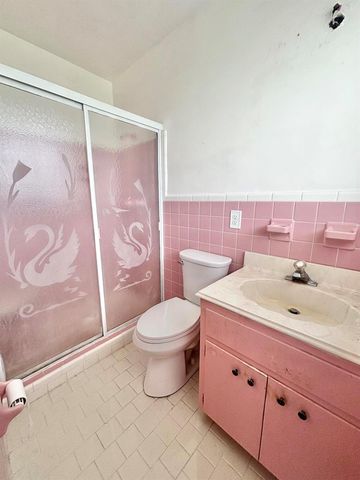 470 NE 45th Street, Boca Raton, FL 33431