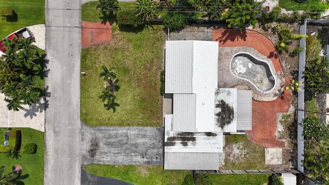 470 NE 45th Street, Boca Raton, FL 33431