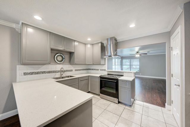 4504 Pack Saddle PASS, Austin, TX 78745