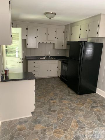 4422 Brooktree Drive, Charlotte, NC 28208