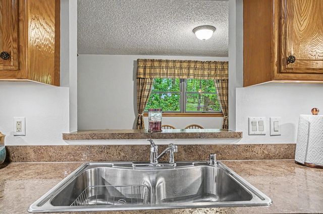 20 LaGranja Circle, Hot Springs Village, AR 71909