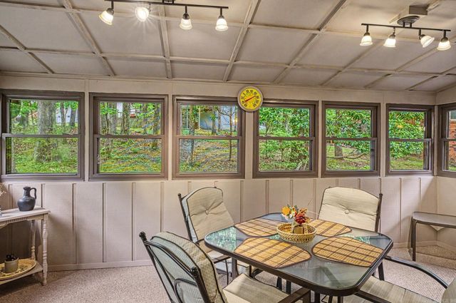20 LaGranja Circle, Hot Springs Village, AR 71909