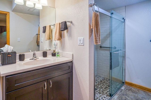 20 LaGranja Circle, Hot Springs Village, AR 71909