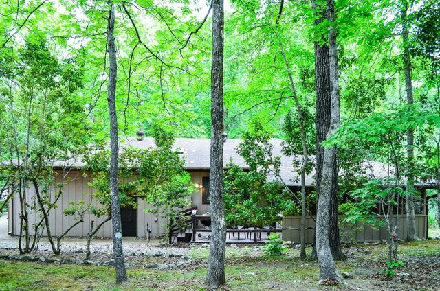 20 LaGranja Circle, Hot Springs Village, AR 71909