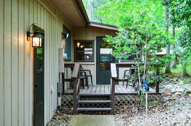 20 LaGranja Circle, Hot Springs Village, AR 71909