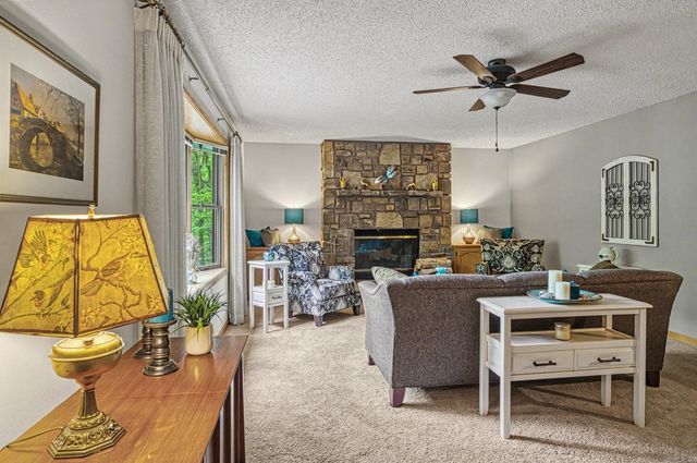 20 LaGranja Circle, Hot Springs Village, AR 71909
