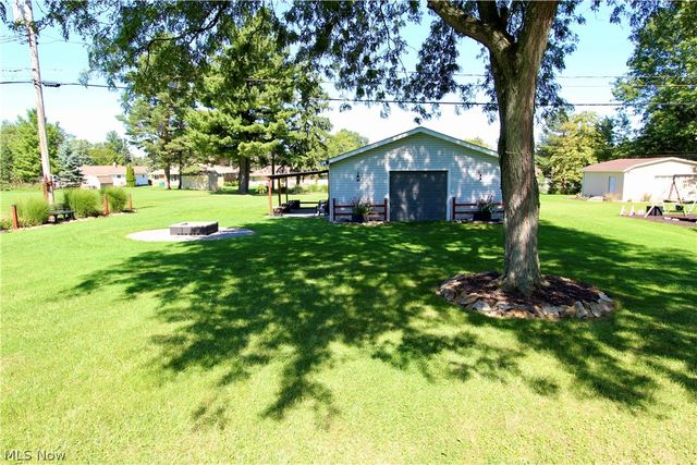 1303 Cherry Lane, Seven Hills, OH 44131