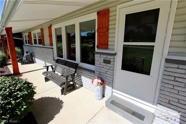 1303 Cherry Lane, Seven Hills, OH 44131