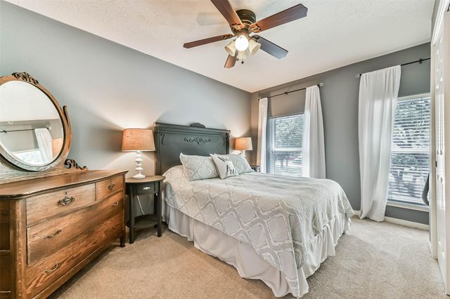 13415 Scenic Glade Drive, Houston, TX 77059