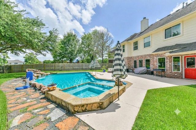 13415 Scenic Glade Drive, Houston, TX 77059