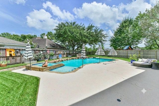 13415 Scenic Glade Drive, Houston, TX 77059