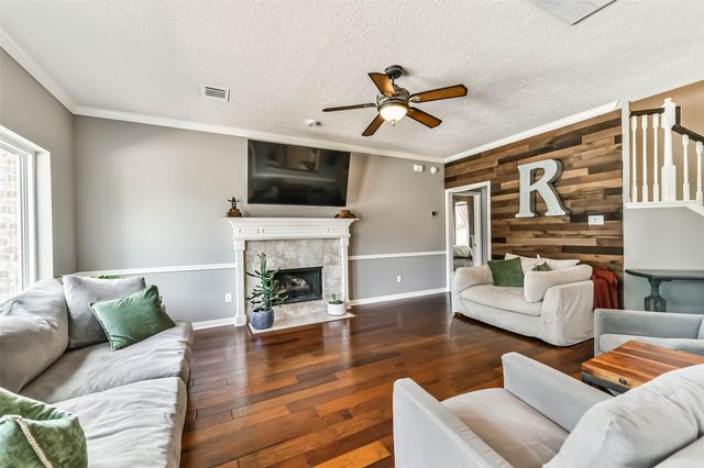 13415 Scenic Glade Drive, Houston, TX 77059