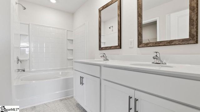 1081 Roleson Way, Woodruff, SC 29388