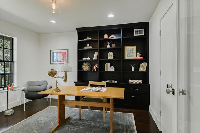 3117 Eanes CIR, Austin, TX 78746