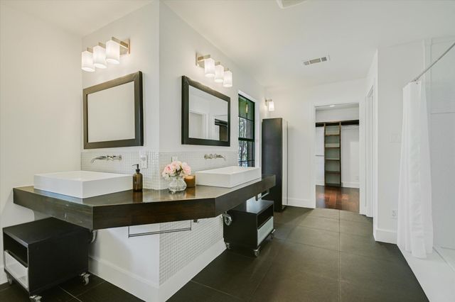 3117 Eanes CIR, Austin, TX 78746