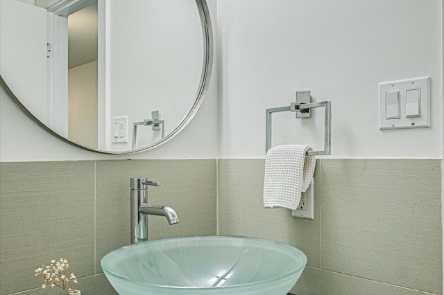 3117 Eanes CIR, Austin, TX 78746