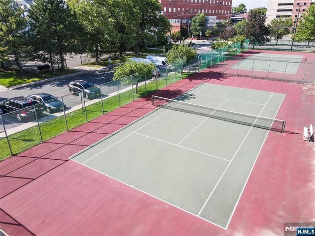 92 Perez Drive, Newark, NJ 07103