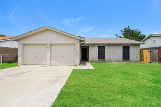6225 Melinda Drive, Watauga, TX 76148