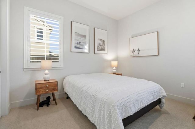 208 Luna Way, Hollister, CA 95023