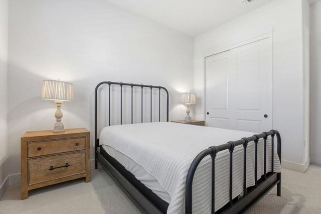 208 Luna Way, Hollister, CA 95023