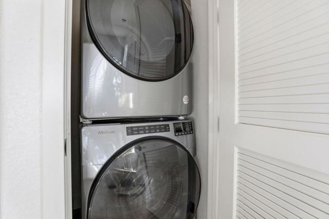 208 Luna Way, Hollister, CA 95023