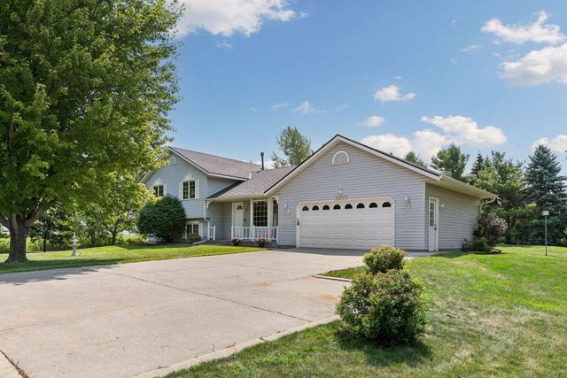 10831 30th Street NE, Saint Michael, MN 55376