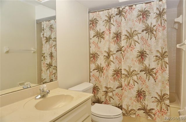 6010 W Dedham Trail, Crystal River, FL 34429