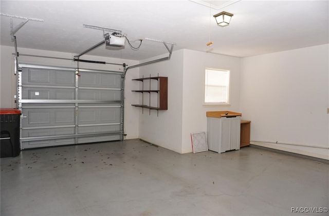 6010 W Dedham Trail, Crystal River, FL 34429