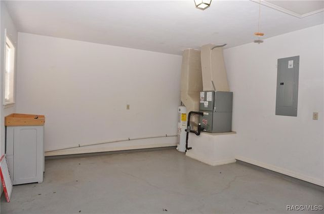 6010 W Dedham Trail, Crystal River, FL 34429