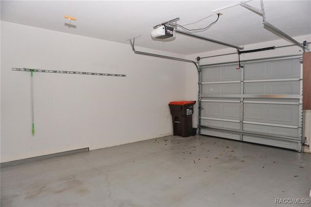 6010 W Dedham Trail, Crystal River, FL 34429