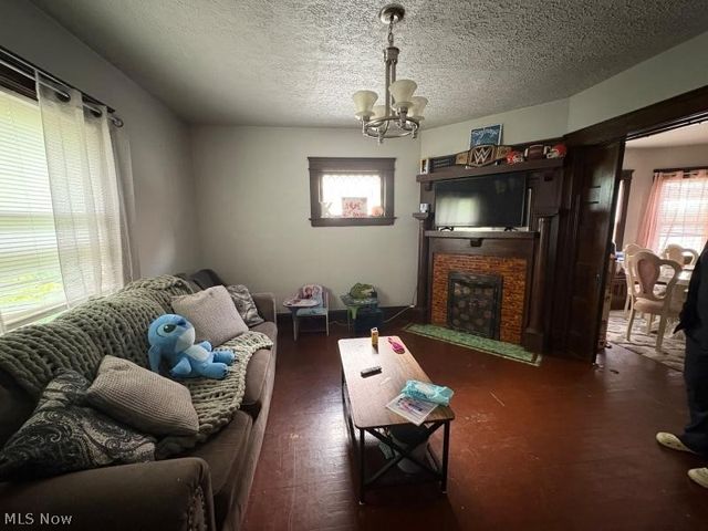 3419 Woodbridge Avenue, Cleveland, OH 44109