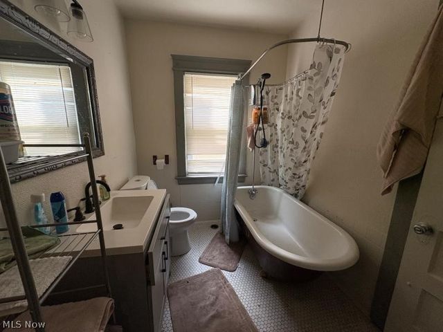 3419 Woodbridge Avenue, Cleveland, OH 44109