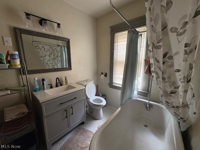 3419 Woodbridge Avenue, Cleveland, OH 44109