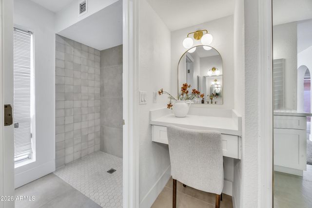 8111 N 18TH Way, Phoenix, AZ 85020