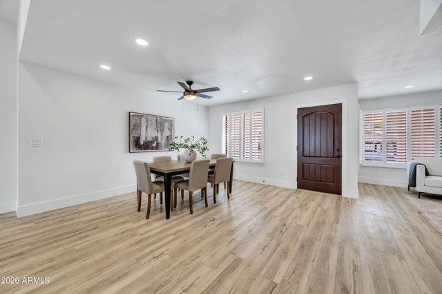 8111 N 18TH Way, Phoenix, AZ 85020